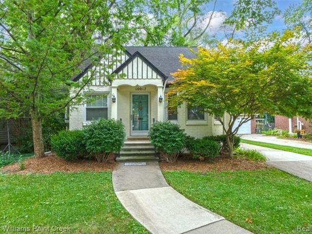 House for sale in Huntington Woods, Michigan