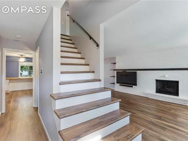Townhouse for sale in Overland Park Townhouse for sale in Overland Park