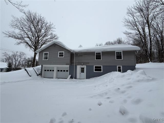 House for sale in Oneida, New York