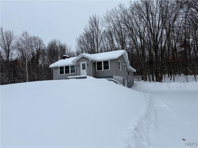 House for sale in Oneida, New York