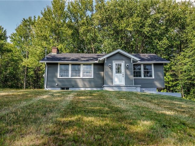 House for sale in Oneida, New York