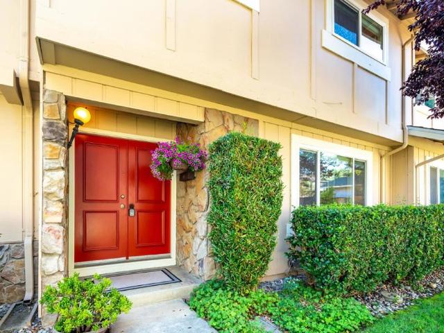 Townhouse for sale in Cupertino, Santa Clara County
