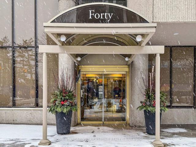 Condo for sale in Woburn, Ontario