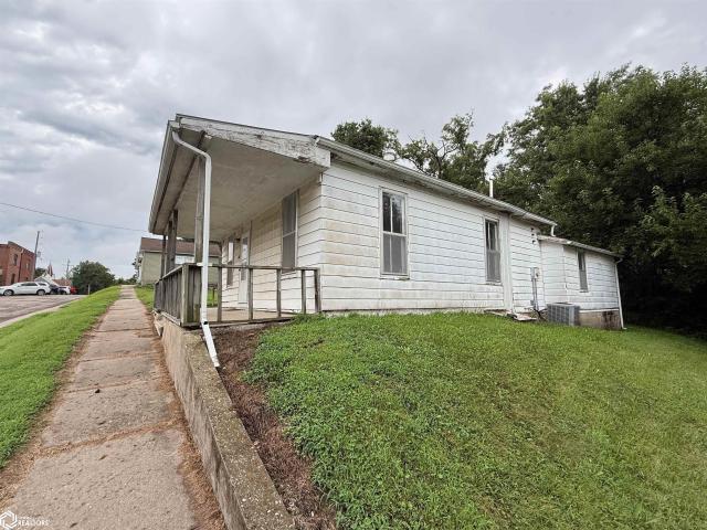 House for sale in Keosauqua, Iowa