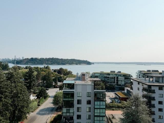 Property for rent in Fulton Ave (EB) at 14th St, West Vancouver
