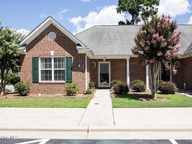 Townhouse for sale in Leland, North Carolina