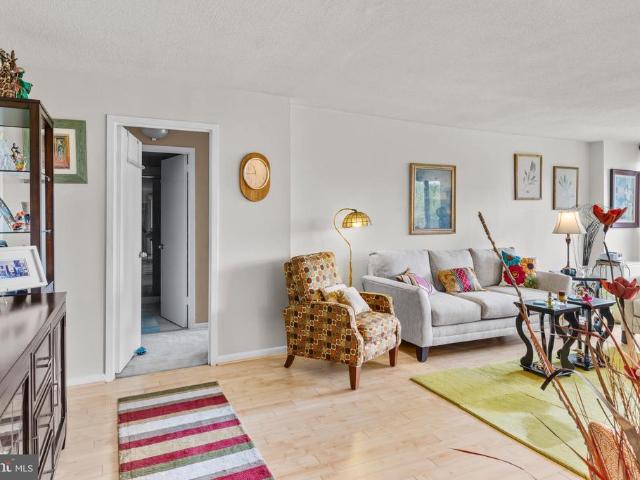 Condo for sale in Philadelphia, Pennsylvania