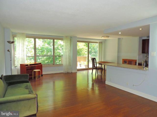 Condo for sale in Philadelphia, Pennsylvania