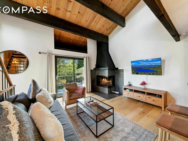 Townhouse for sale in Kings Beach