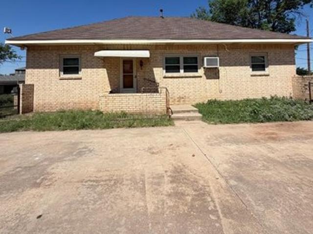 House for sale in Howard, Texas