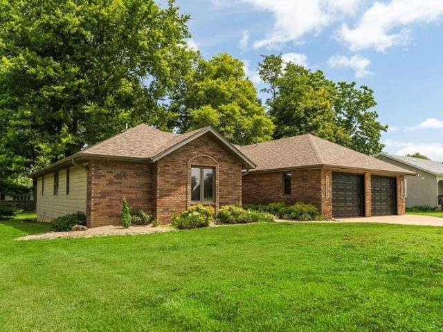 House for sale in Mountain Grove, Missouri