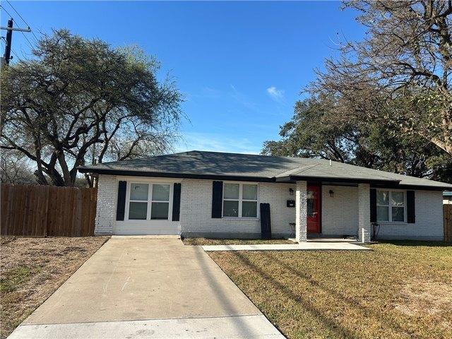 House for sale in Bee, Texas