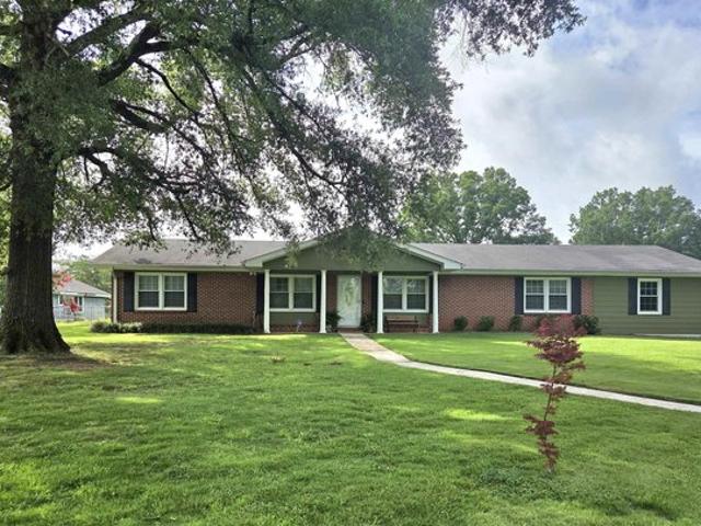 House for sale in Alpine, Alabama