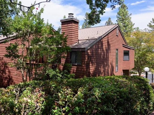 Townhouse for sale in Novato, California
