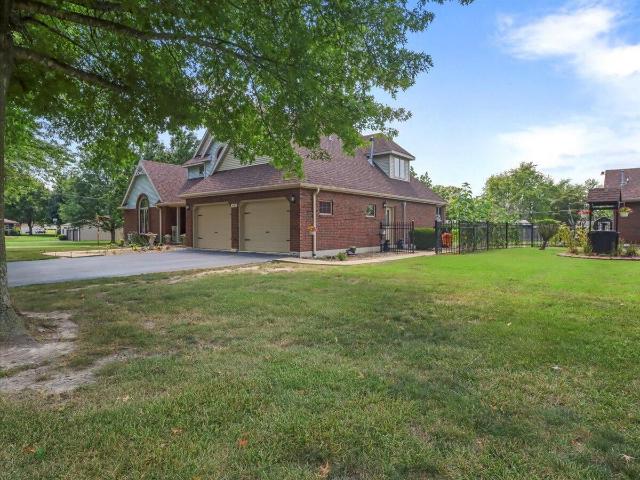House for sale in Mountain Grove, Missouri