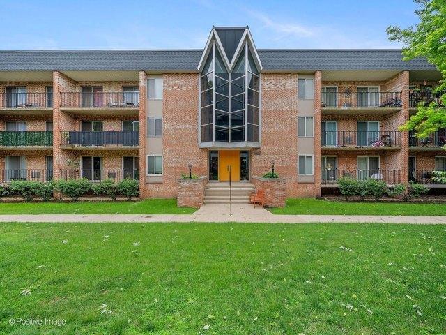 Condo for sale in Naperville, Illinois