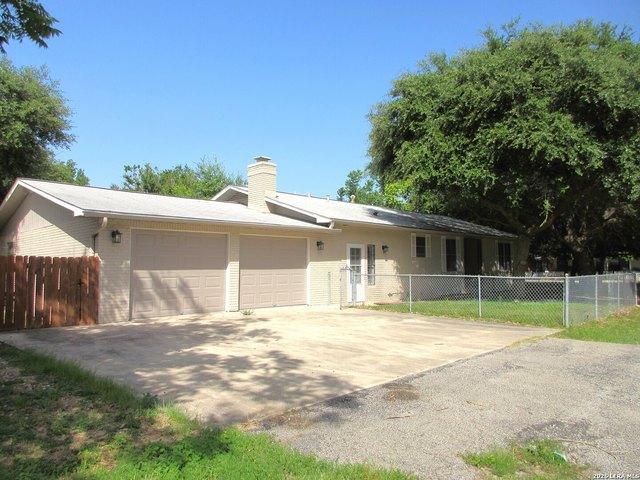 House for sale in Medina, Texas