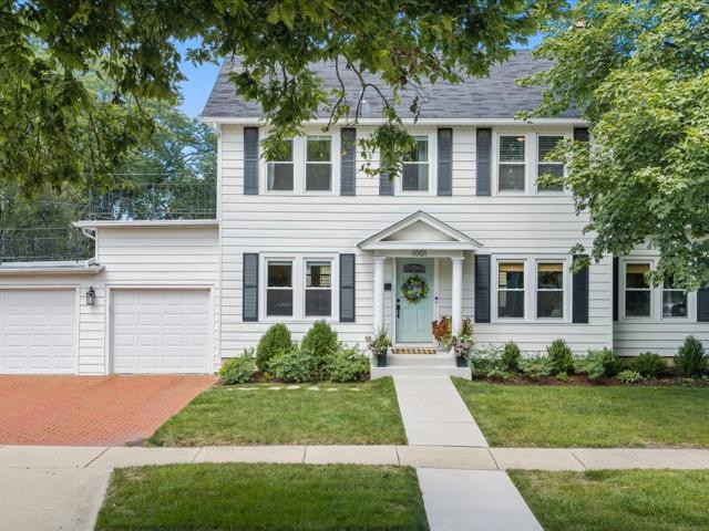 House for sale in Geneva, Illinois