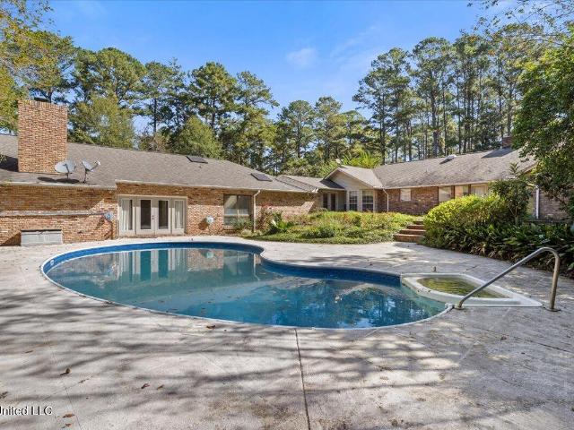 House for sale in Mccomb, Mississippi