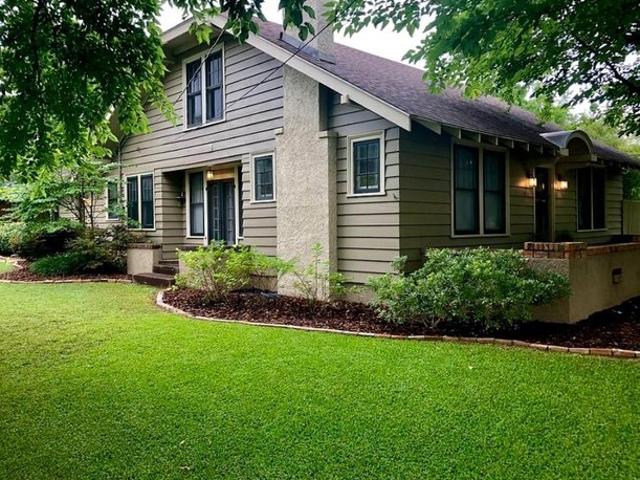 House for sale in Clarksville, Texas