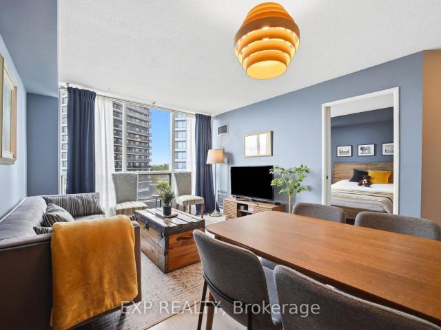 Condo for rent in Etobicoke—Lakeshore, Toronto