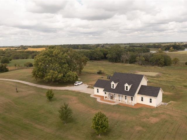 House for sale in Osborn, Missouri