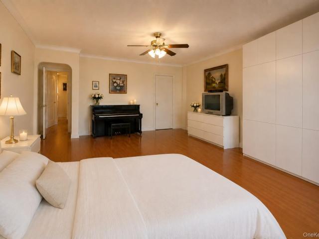 Condo for sale in Queens, Arverne