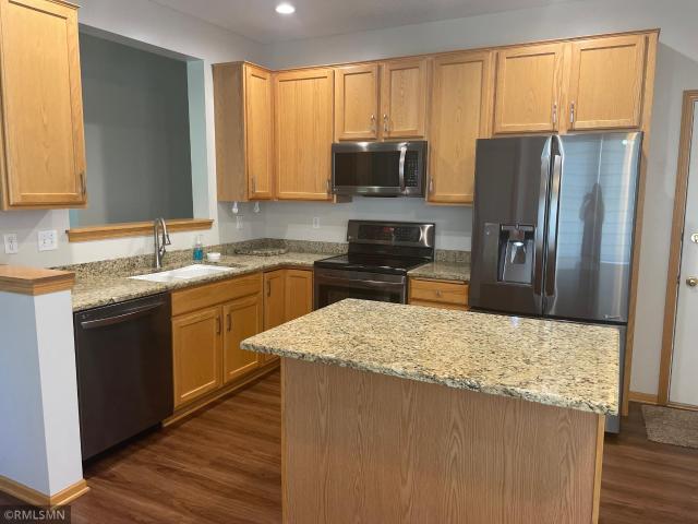 Townhouse for sale in Victoria, Minnesota