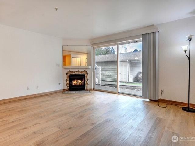 Condo for sale in Westmont, Everett
