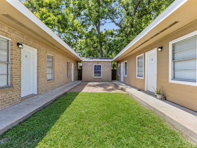 House for sale in Alvin, Texas