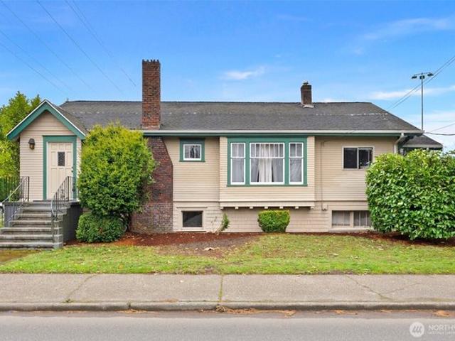 House for sale in Belfair, Washington