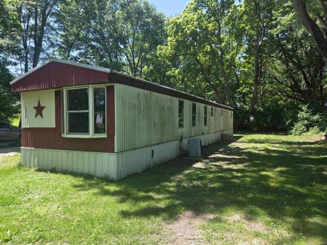 House for sale in Washington, Indiana