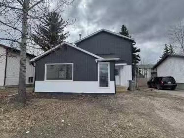 House for sale in Grande Prairie, Alberta