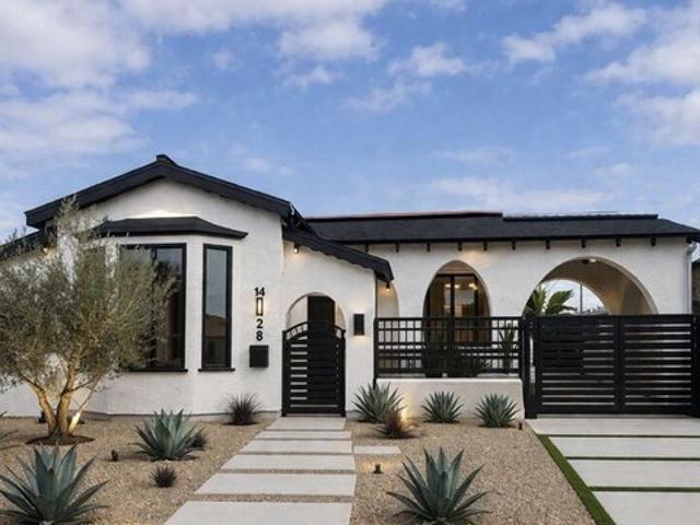 House for sale in Canoga Park, California