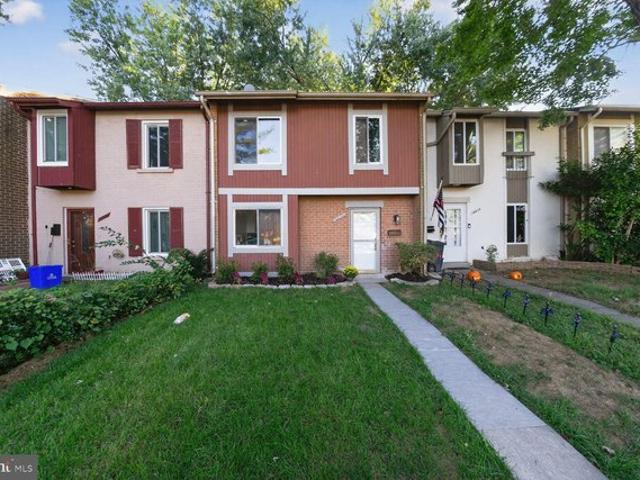 Townhouse for sale in Montgomery Village, Maryland