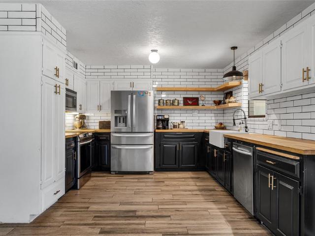 House for sale in Woodway, Texas