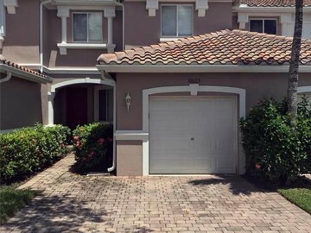 Townhouse for sale in Fort Myers, Florida
