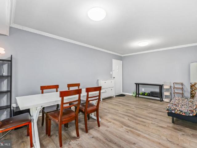Condo for sale in Mosby Woods Condominiums, Fairfax