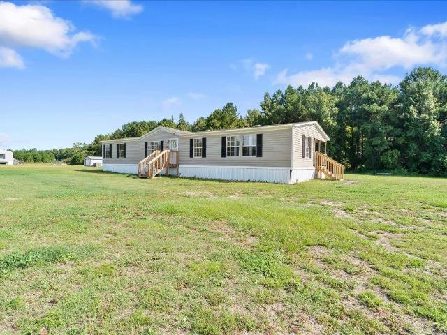 House for sale in Nichols, South Carolina