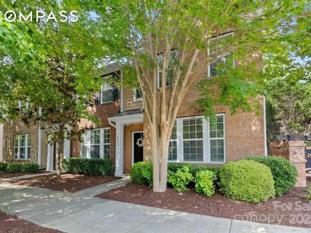 Townhouse for sale in Charlotte