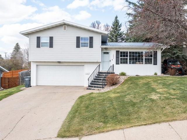 House for sale in Mandan, North Dakota