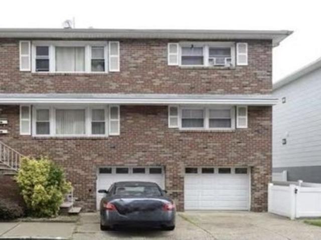 House for sale in Hudson, New Jersey
