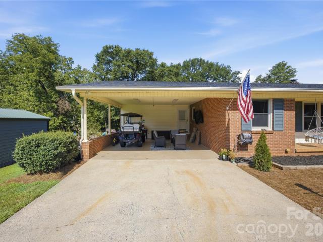 House for sale in Shelby, North Carolina