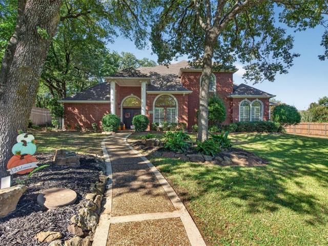 House for sale in Chimney Hill, Southlake