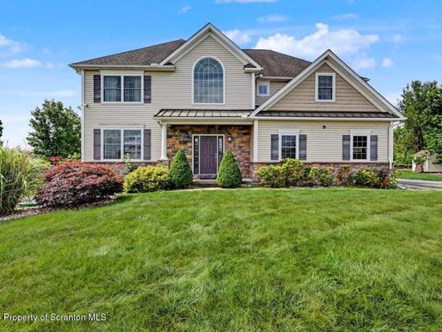 House for sale in Chinchilla, Pennsylvania