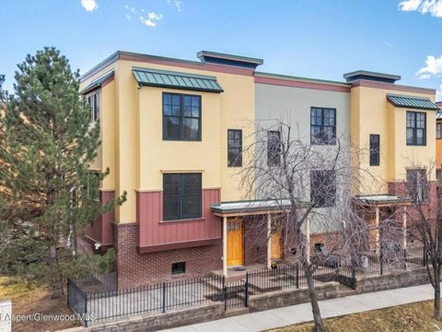 Townhouse for rent in Garfield, Colorado