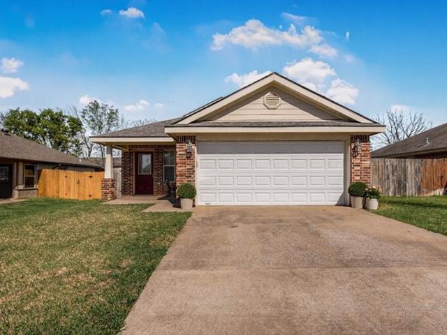 House for sale in Caldwell, Texas