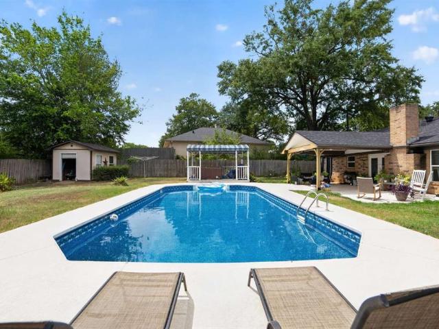 House for sale in Gladewater, Texas