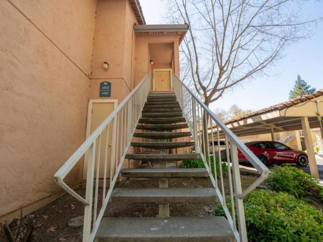 Condo for sale in Hercules, California