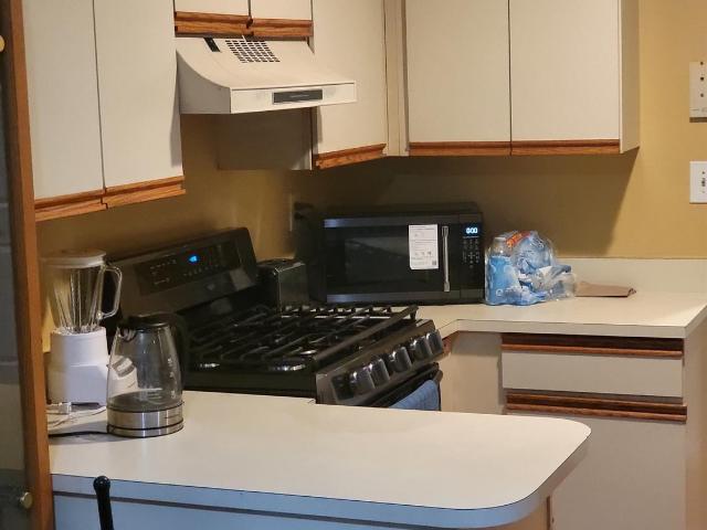 Townhouse for sale in Perth Amboy, New Jersey